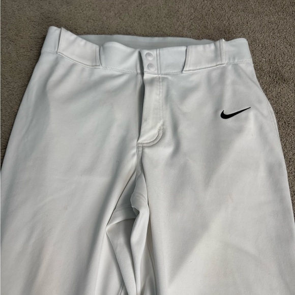 MUST GO MOVING SALE- TODAY ONLY ⚾️⚾️ Nike White Baseball Pants - Picture 2 of 8